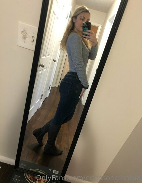 主観視点のアジア人OnlyFans ホットヌード 画像