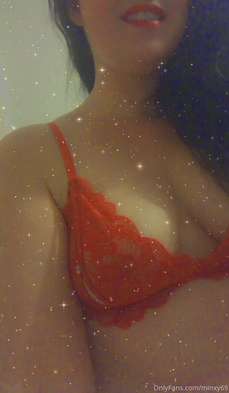 babyminx692 エロティック女優 写真