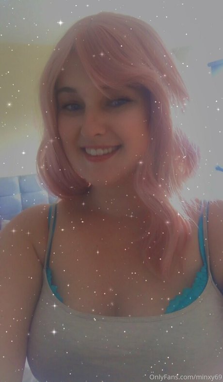 babyminx692 エロティックなモデル 写真