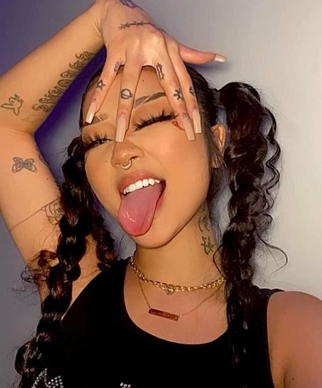 BBCエボニーOnlyFans 無料ヌード 写真