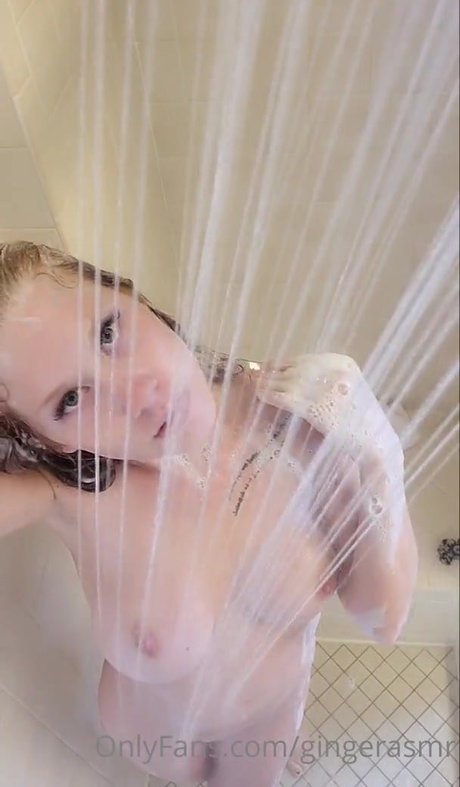 Ginger ASMR アダルトスター 写真