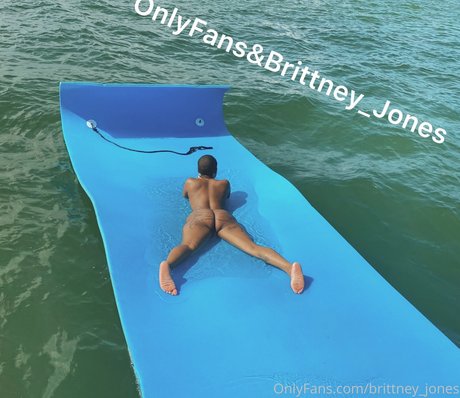 Brittney jones ポルノスター 高品質 写真