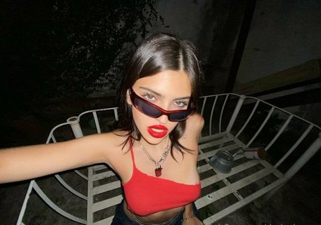 美しい足 OnlyFans 可愛い アーカイブ