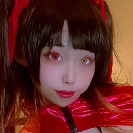 NazoEirian 高品質のポルノスター 写真