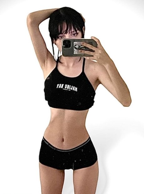 Valerya Salinas ポルノスター 写真