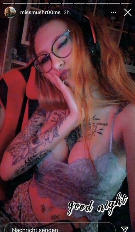 Missmushrooms 美しいスター ギャラリー