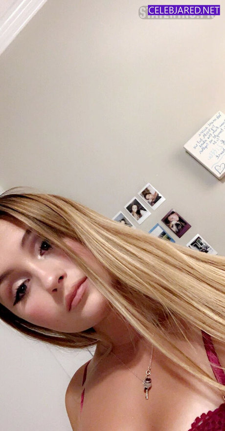 Courtney Craib HDスター 写真