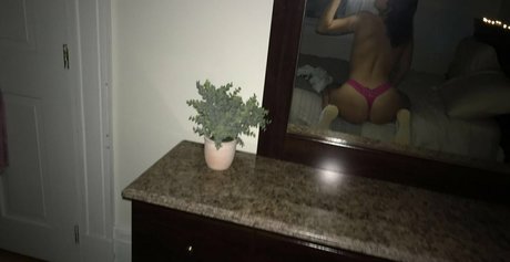 サッカーママOnlyFans セクシー裸 画像