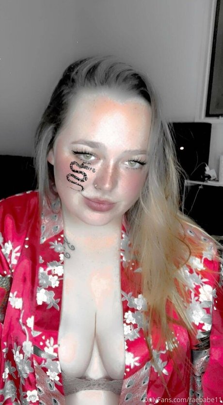 raebabe11 アート女優 画像