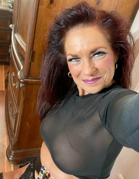 刑務所のOnlyFans 可愛い ギャラリー