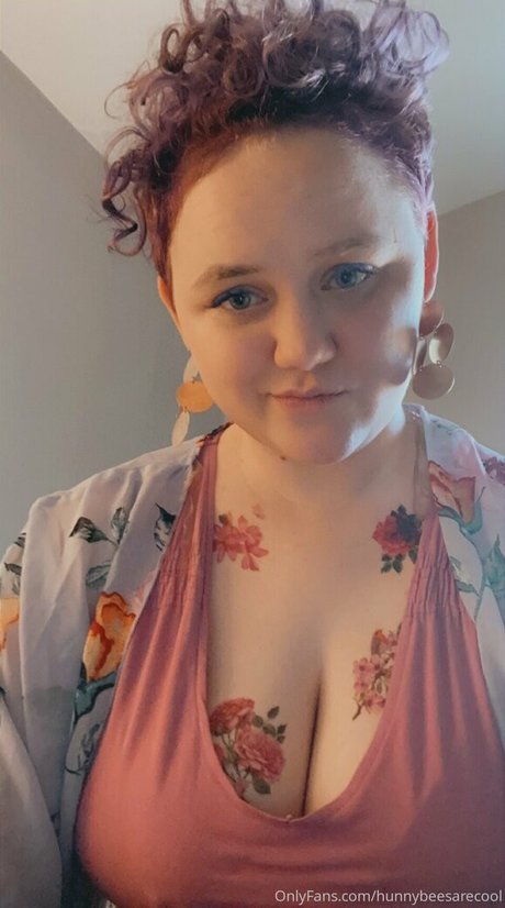 hunnybeesarecool スター ヌード 写真