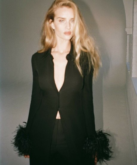 Rosie HW_ エロティックなスター 写真