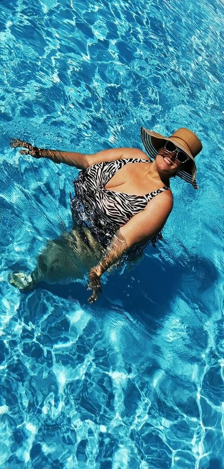 レズビアンセックスOnlyFans 素敵 画像