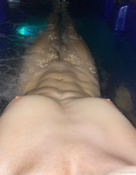 teenytinyblondie 美しいスター アーカイブ