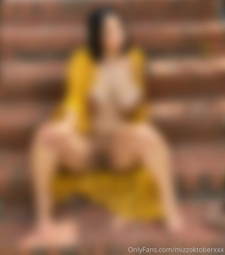 mizzoktoberxxx 素敵なモデル 写真