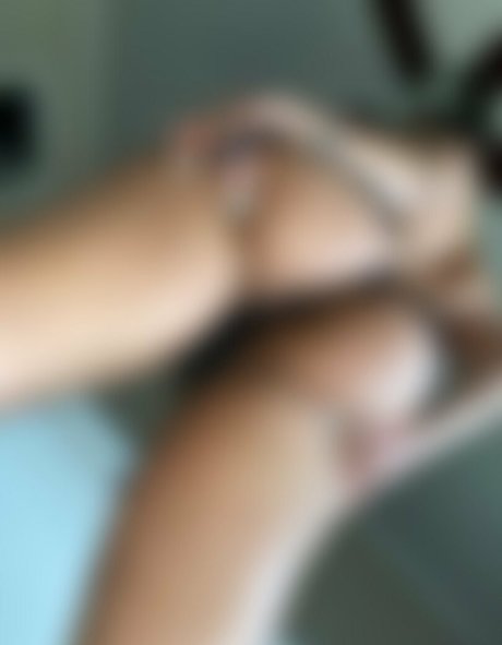 mizzoktoberxxx xxxモデル 写真