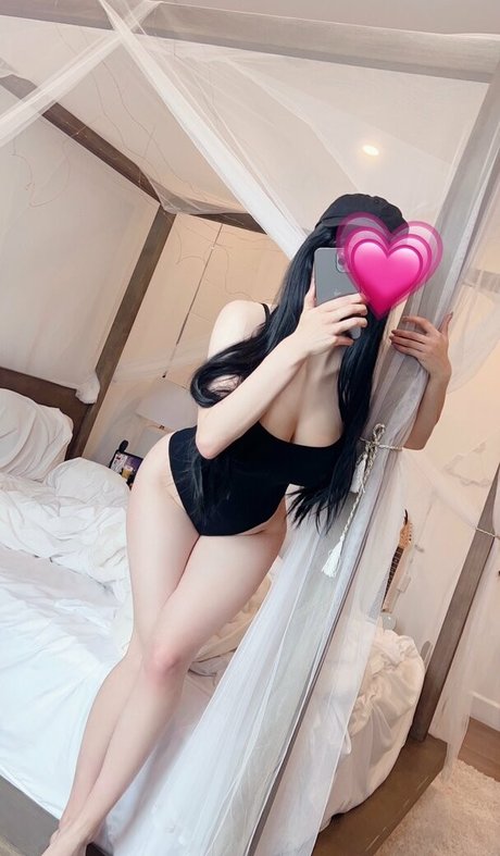 manamimoo 女優 写真