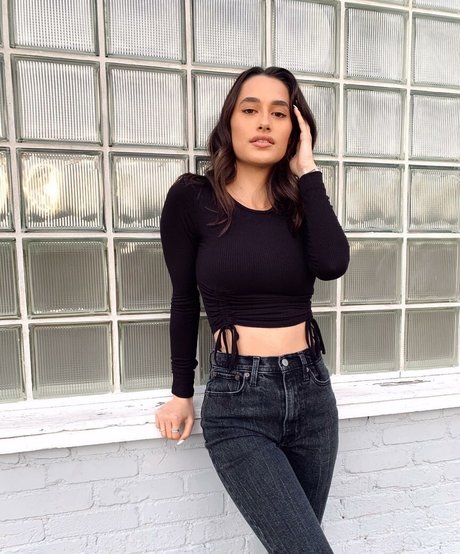 ぽっちゃり痴女OnlyFans ヌード 写真