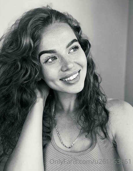 redfoxxxxxxx ホットなポルノスター ギャラリー