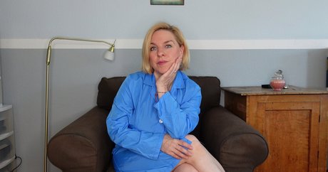 ぽっちゃりブロンドOnlyFans ヌード アーカイブ