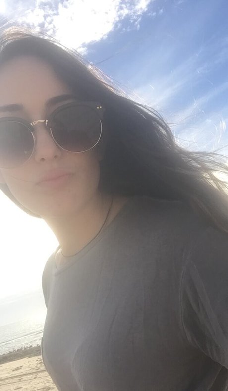 Leila Saltzman 裸の女優 写真