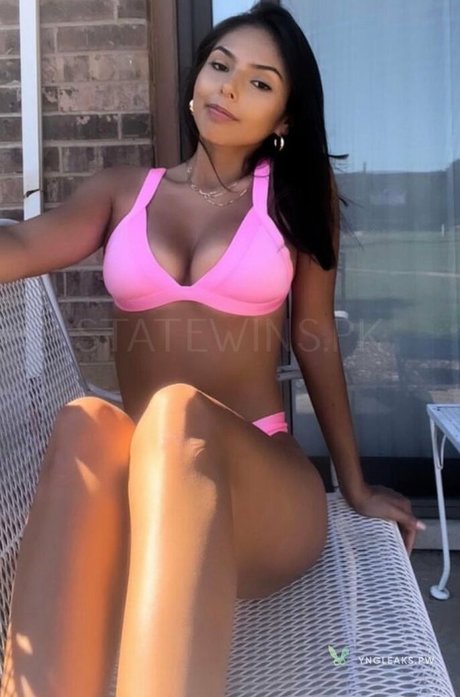 Iscely Antoriano セックス女優 写真