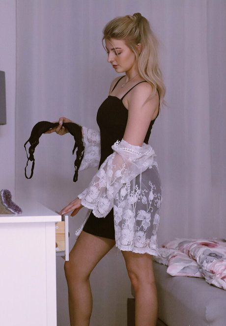 黒檀の白いチンポOnlyFans ベスト 写真