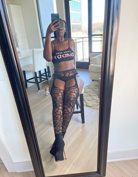 therealchocolateminnie 完璧なポルノスター ギャラリー