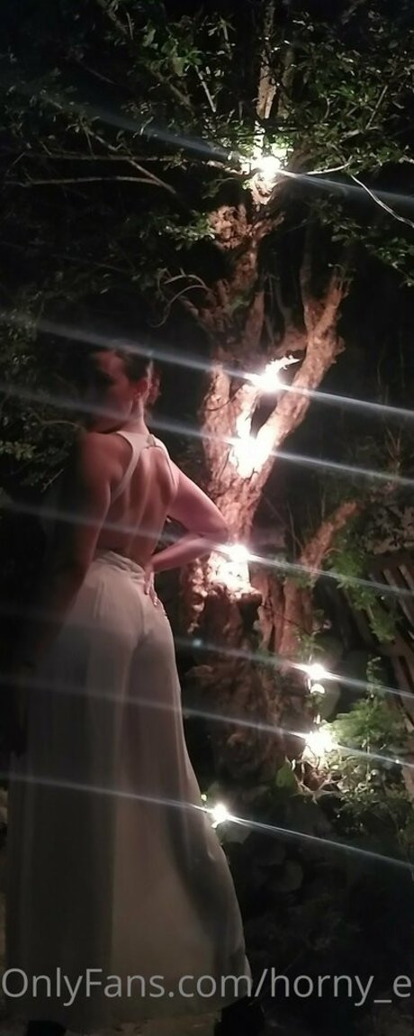 bossbitch eleanor 美しいスター 写真