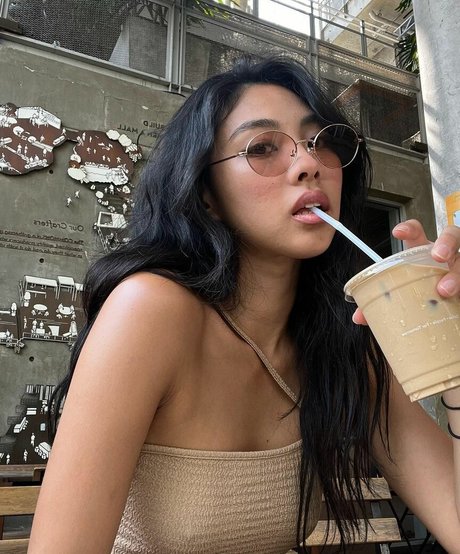 Ya Stacey スター ヌード ギャラリー