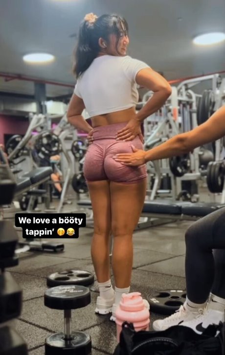 刑務所のOnlyFans アート裸 画像