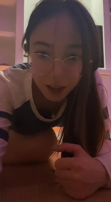 潮吹きマンコOnlyFans ホットヌード 写真