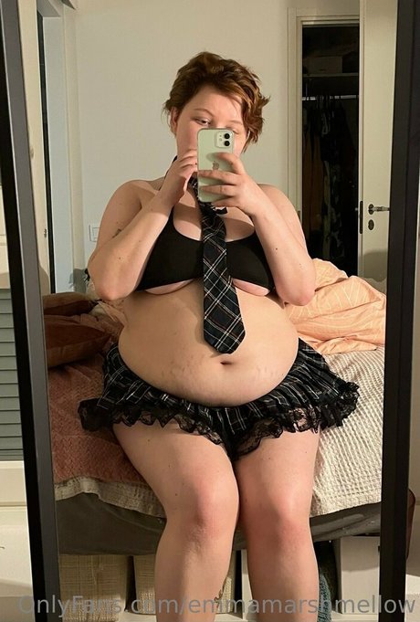 emmamarshmellow アダルトスター 写真