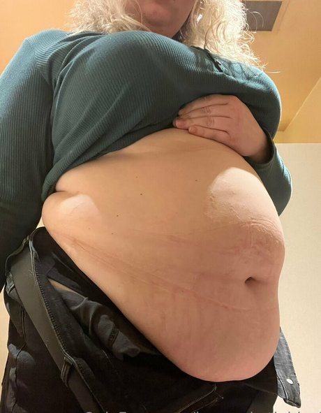 hungrykatiebbw ポルノスター セックス 写真