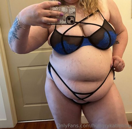 hungrykatiebbw トップスター 写真
