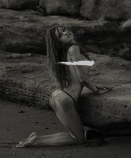 Nayeli Rose ポルノスター 裸 画像