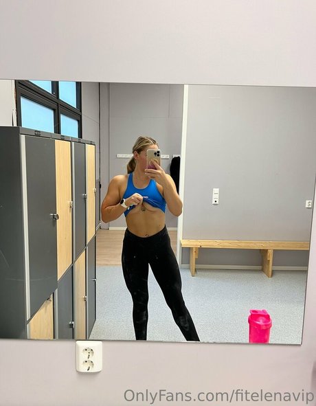 FitelenaVIP セクシーなポルノスター ギャラリー