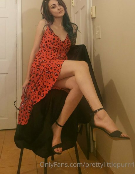 prettylittlepurrrl ポルノスター トップ 画像