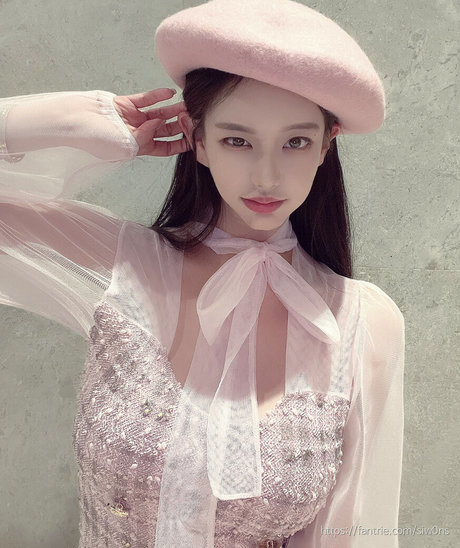 Siw0ns_ ポルノスター 裸 画像