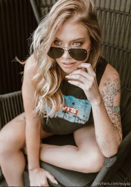 美しいアジア人OnlyFans アートヌード 画像