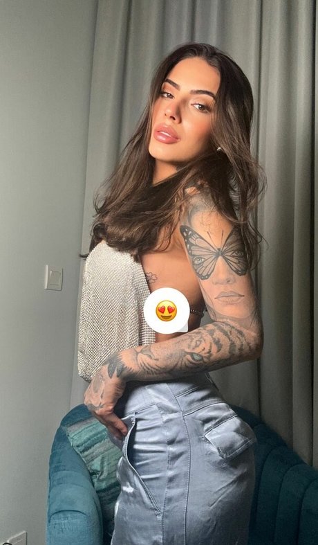 Kauani Siqueira トップポルノスター 写真