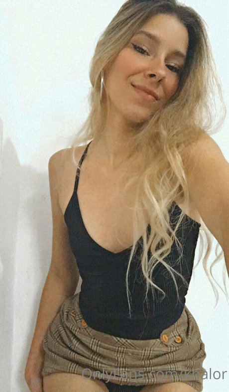 khalor 裸のポルノスター アーカイブ