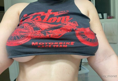 Ashley Monet 裸のモデル 写真