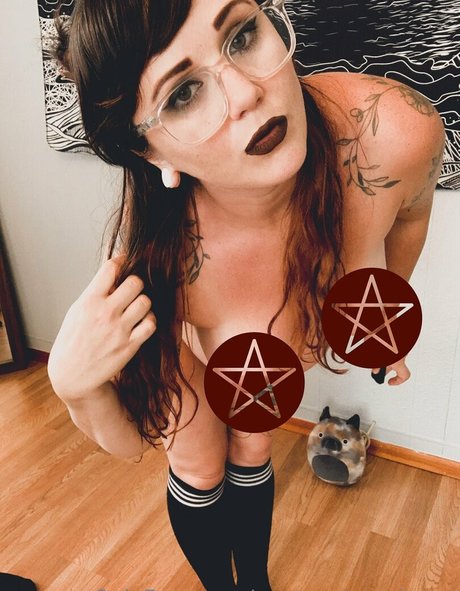 チンコを持つ女たち OnlyFans ホットセクシー 写真