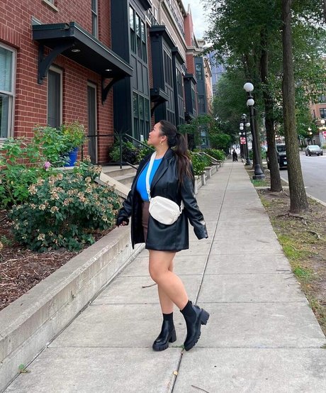 ゲイランジェリーOnlyFans ホット 写真