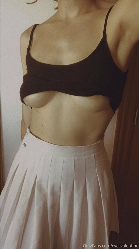 evesvalentine ポルノスター アート 写真