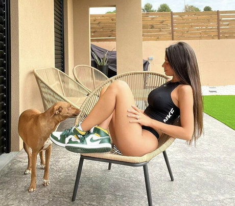 Sheila Porras ポルノスター ヌード 写真