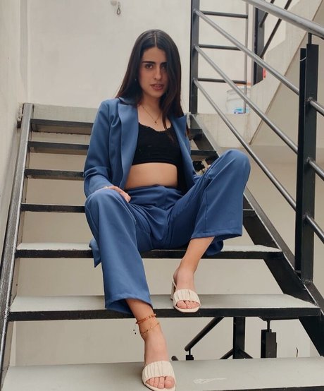 ボディビルダーカップルOnlyFans 無料セクシー 写真