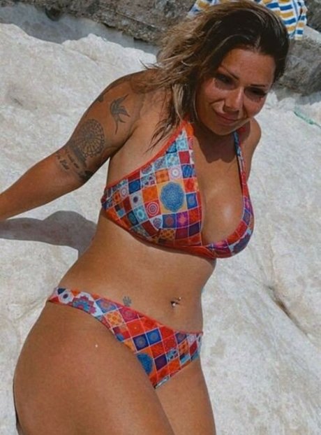 アジアンベイビーOnlyFans ポルノグラフィック 画像