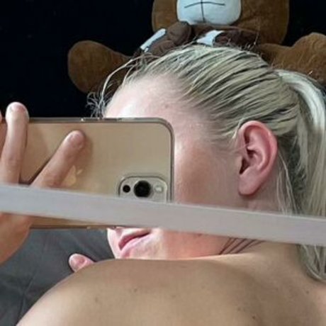 ビンボオンリーファンズ 美しいヌード 写真